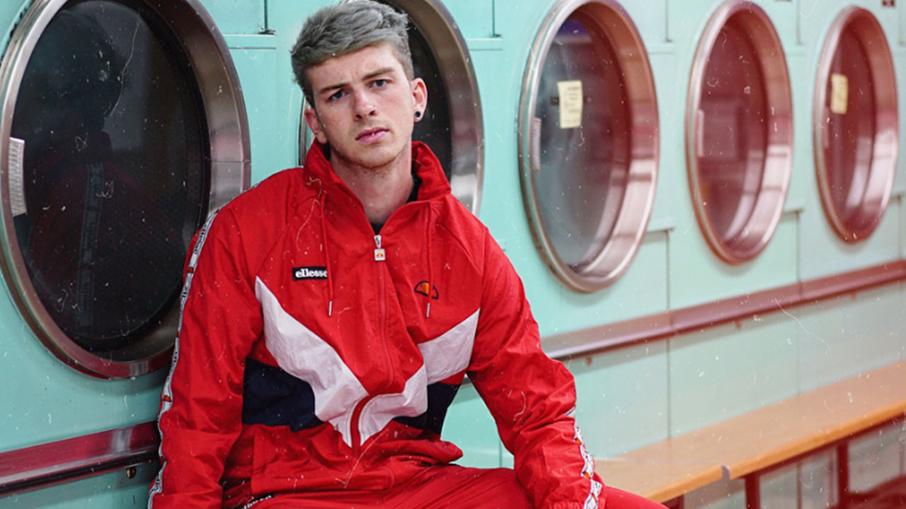 How to cop the '80s sportswear look with @gallucks wearing full Ellesse  tracksuit