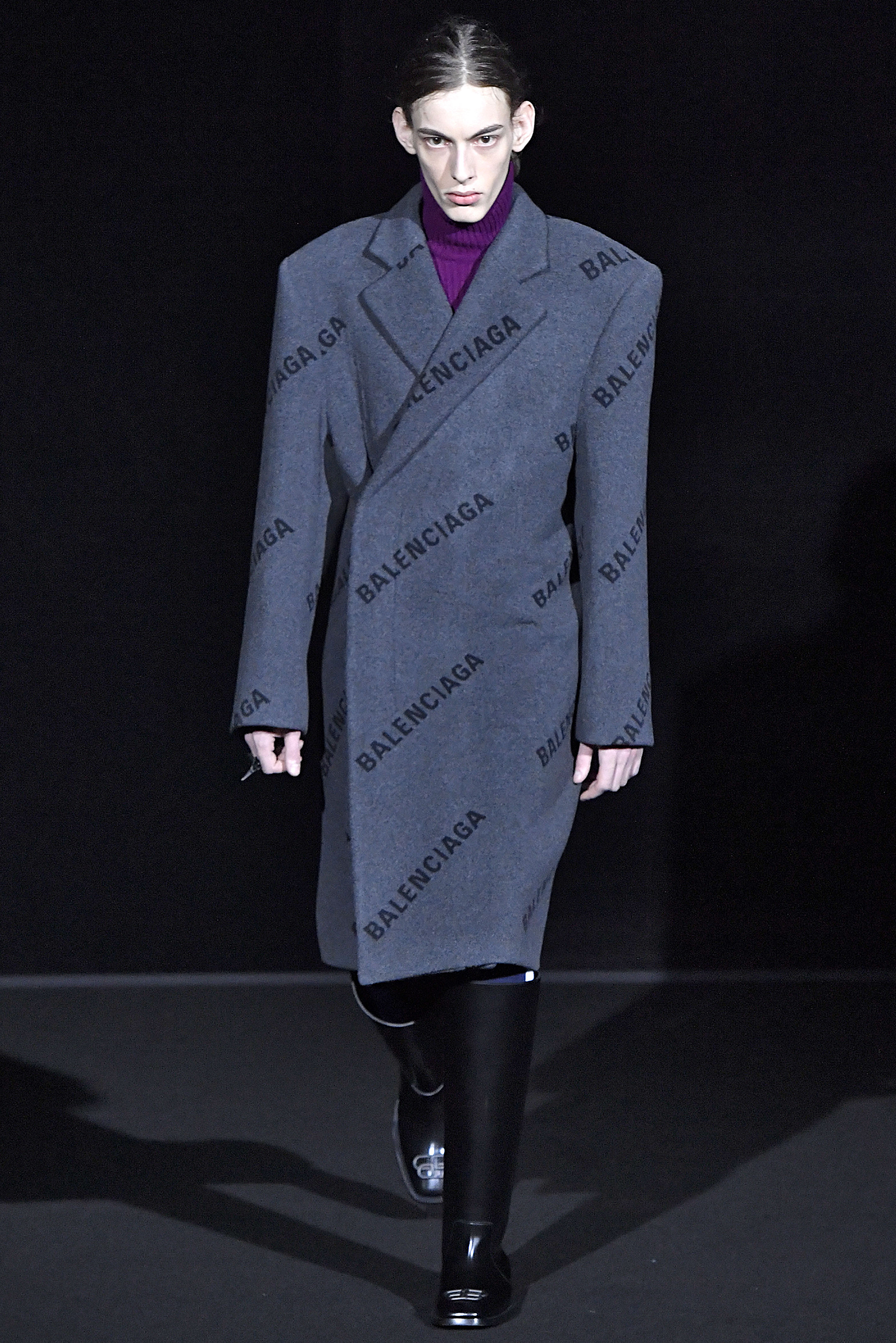 balenciaga mode sweater