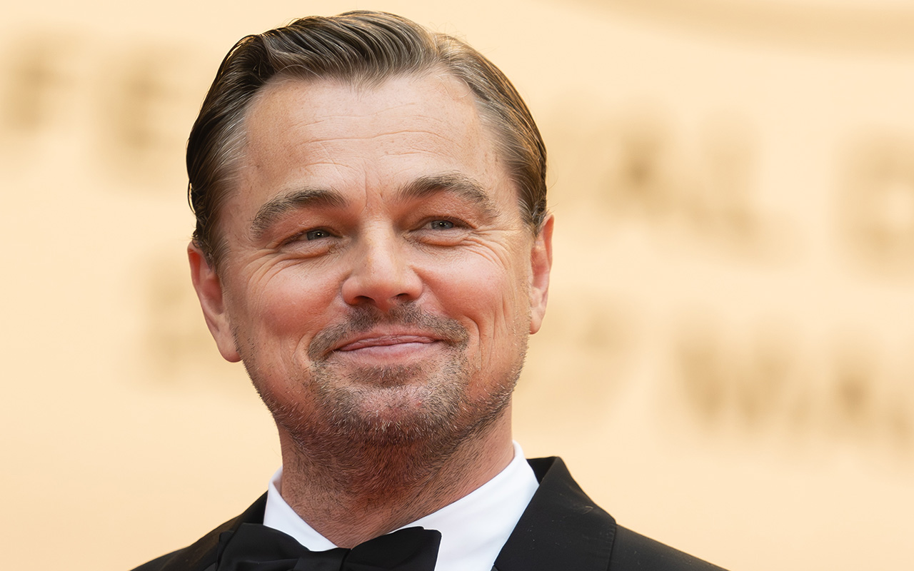 See Leonoardo DiCaprio's PDA Moment At Halloween Party